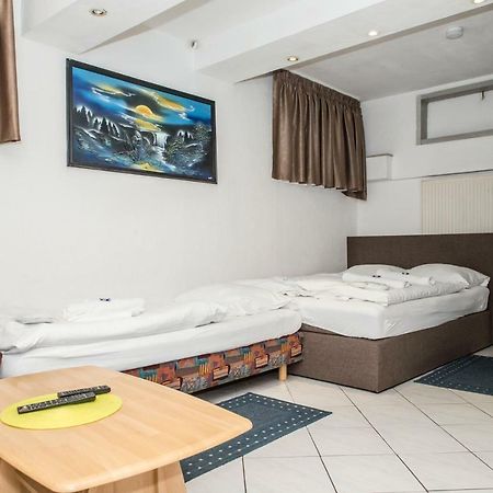 City Pension Storch II Κολωνία Εξωτερικό φωτογραφία
